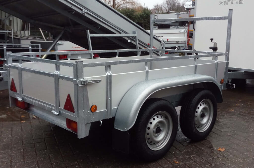 dubbelas bakwagen met aluminium zijwanden